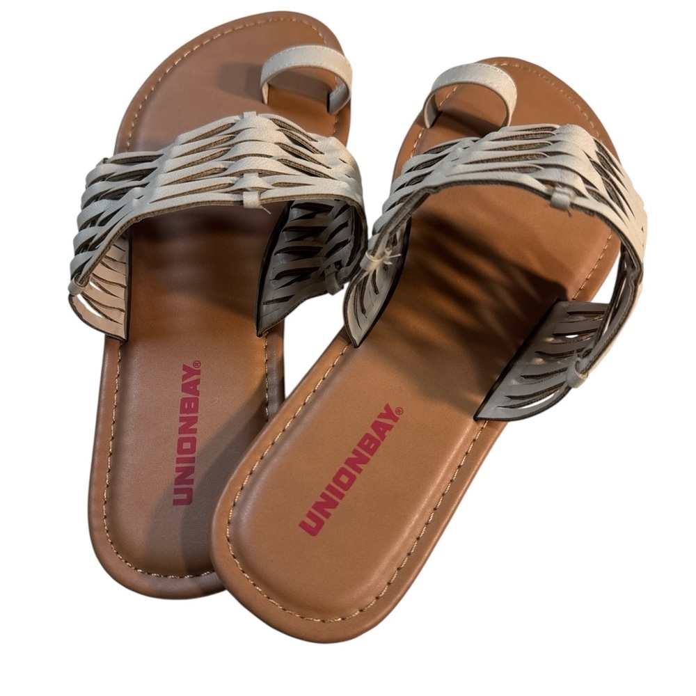 Unionbay Robyn Woven Toe Ring Flat Sandal Women’s Size 8M Cream & Tan - Picture 3 of 9